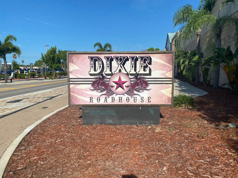 Dixie Roadhouse hero image