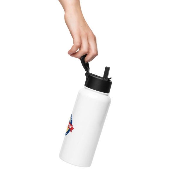 Stainless steel water bottle with a straw lid - Image 3