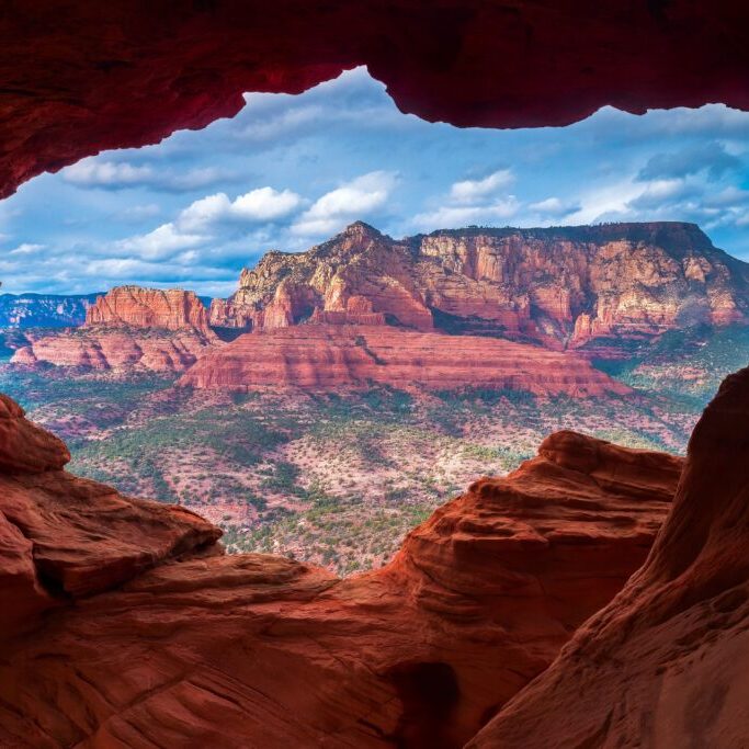 A,Scenic,View,Of,The,Steam,Boat,Rock,,Sedona,,Arizona.