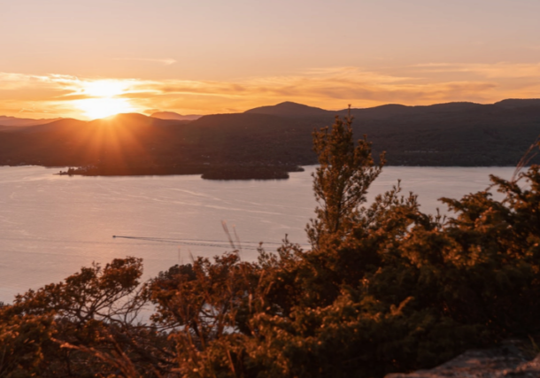 New York -Lake George Hero