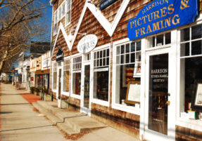 East,Hampton,,Ny,,Usa,March,6,,The,Boutiques,And,Shops