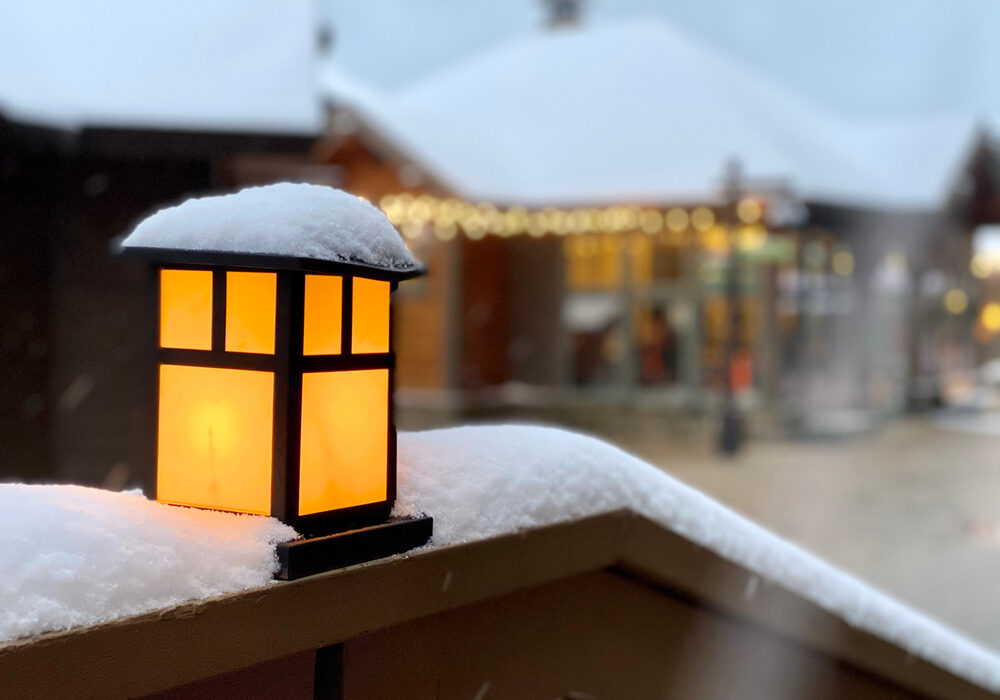 Warm,Light,Lamp,Outside,With,Fresh,Snow,At,Stowe,Mountain